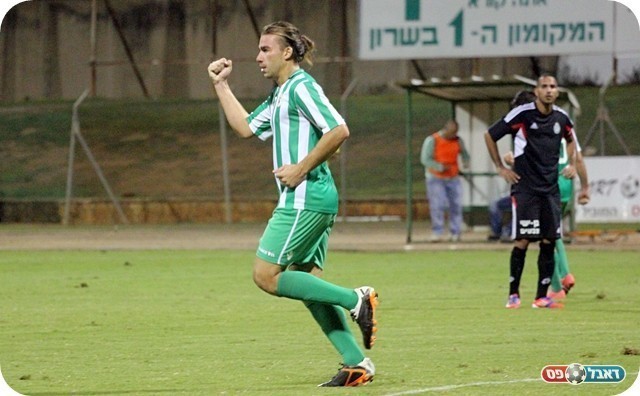 המקומיים המשיכו לשלוט. קרטיבה חוגג את השני (צילום: לירן דורף)