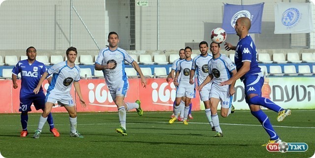 שמאמה עוצר על החזה (לירן דורף)