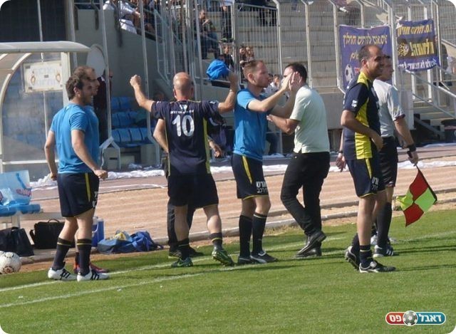 רו"ח חוגגת (אלי שמואלי)