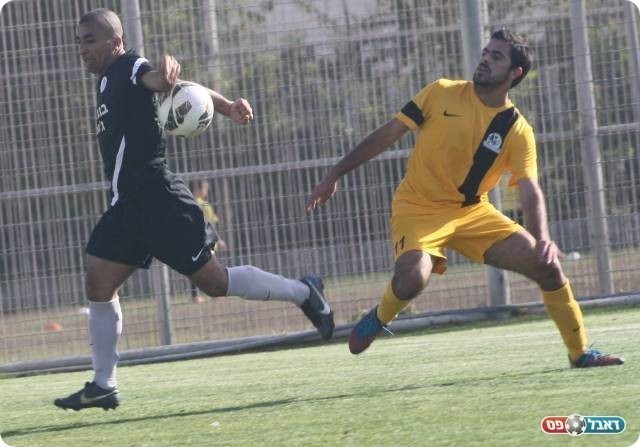 נגיעת יד ברורה (מיכאל פישנזון)