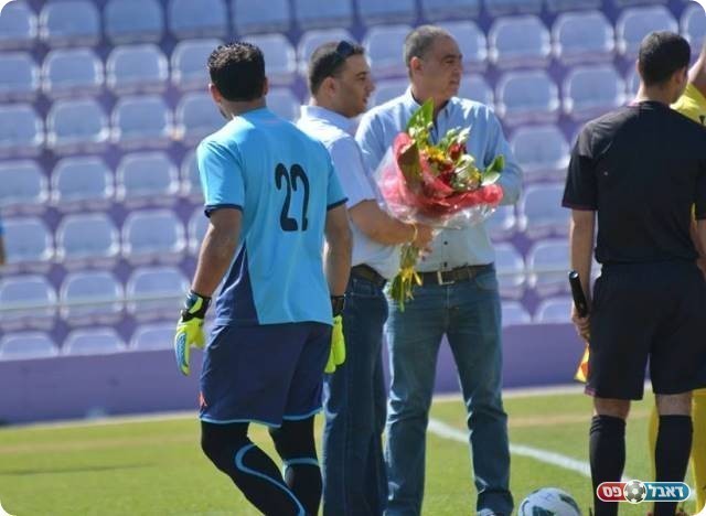 הפרחים ליפרח (ולדי מויסייב)