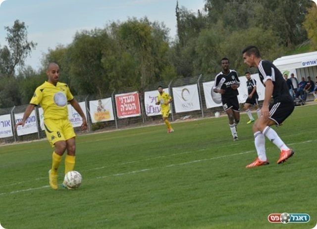 החמצה לקראת הסיום. עובד (צילום: ולדי מויסייב)