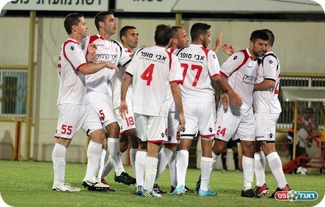 חוגגים עם בוקסה (צילום: לירן דורף)