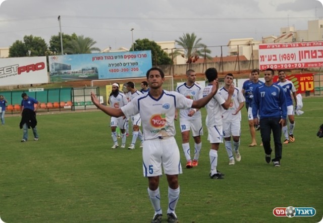 אופרה אחרת לגמרי. קין במשחק הראשון בין הקבוצות העונה (חאדר אניס)