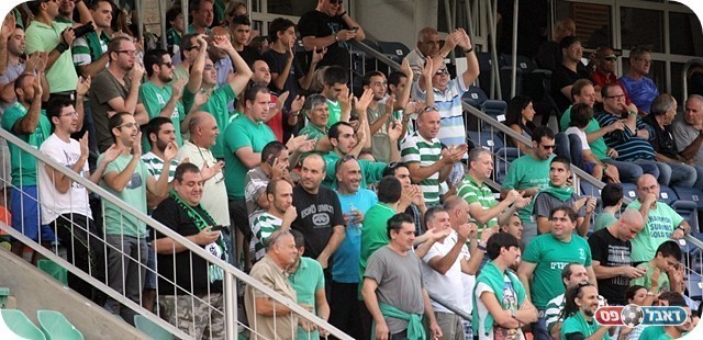 והקהל באקסטזה (צילום: לירן דורף)