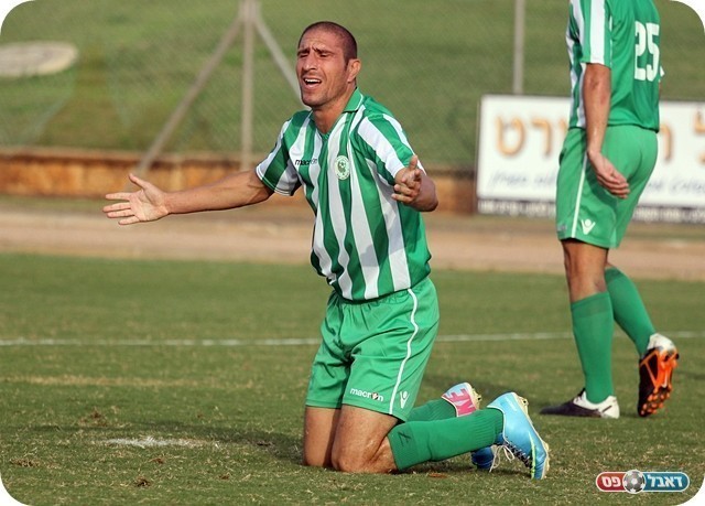 חשב ששער הבכורה הגיע. ניסים מאוכזב (צילום: לירן דורף)