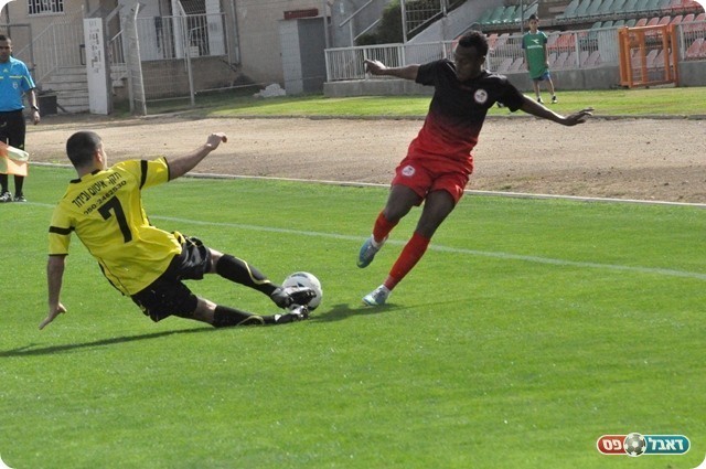 דרבי אישי. איילה (צילום: חאדר אניס)