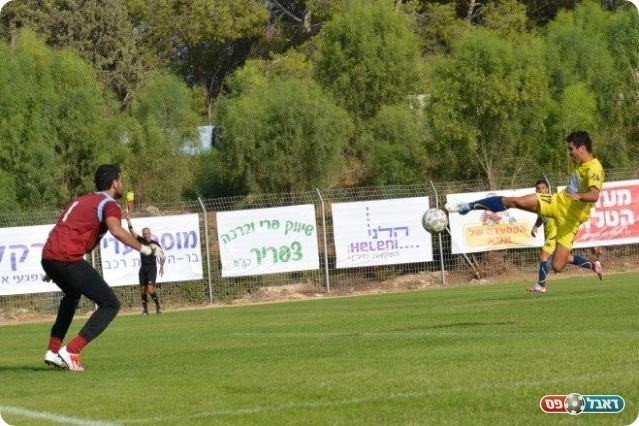 שליטה של קריית גת. ברדה כובש אך השער נפסל (צילום: ולדי מויסייב)