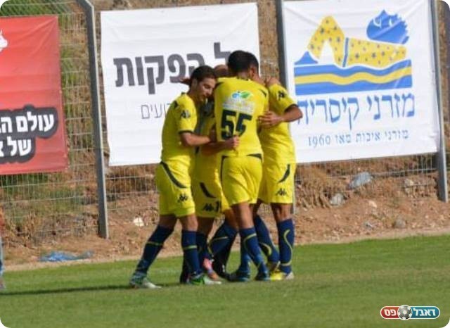 שער יוצא מן הכלל. חוגגים את השער עם נגר (צילום: ולדי מויסייב)