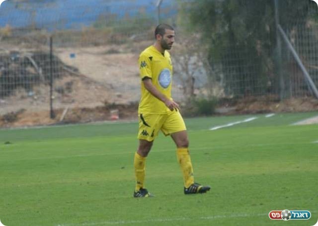 ויורד מכר הדשא (צילום: ולדי מויסייב)