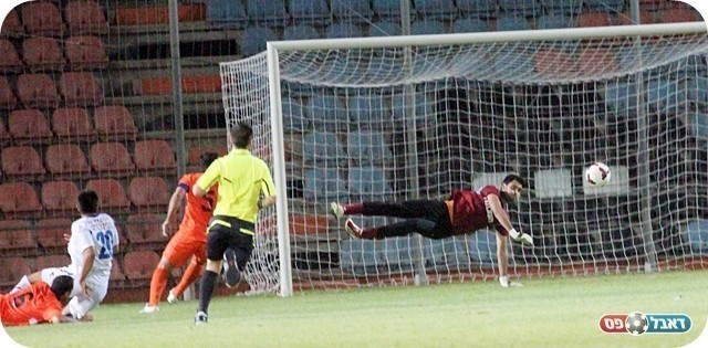 יפו הייתה צריכה לכבוש. דוידי הודף את הבעיטה של מלכה (צילום: לירן דורף)