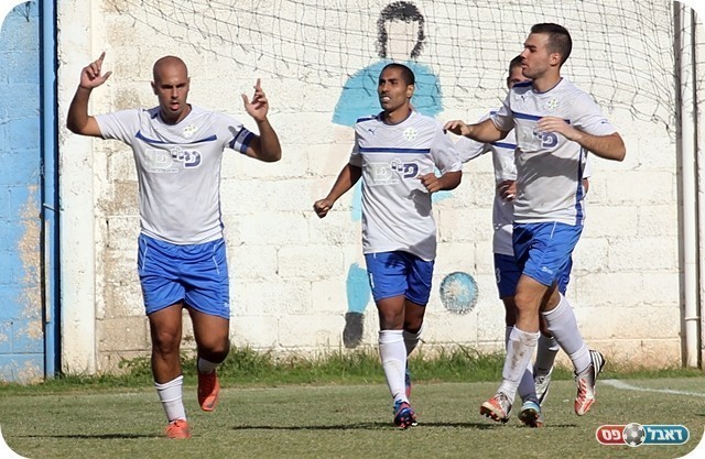 הבקעה הלכה אחורה. חוגגים את השוויון (צילום: לירן דורף)