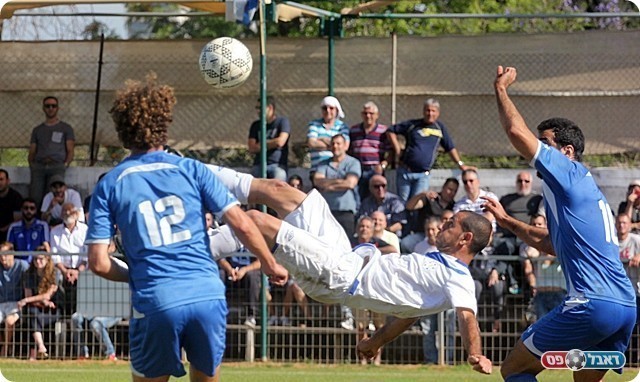 זרביב נועץ את המספרת המרשימה לקורה (לירן דורף)