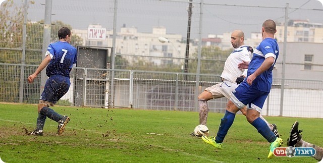 מלול מחמיץ מצב קורץ לגול (לירן דורף)