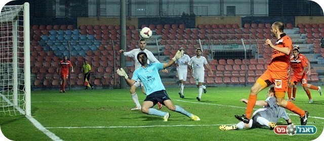 מסכת ההחמצות. דננבאום מול מכלוף (צילום: לירן דורף)