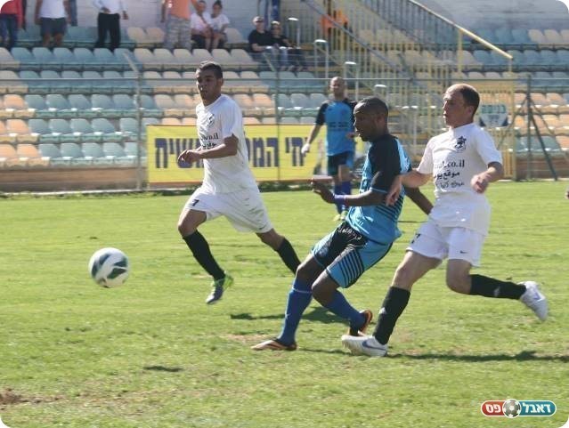 ההזדמנות הגדולה של מעלות. טסאו מחטיא (צילום: מיכאל פישנזון)