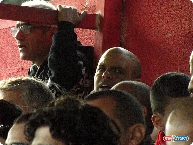 ספק אם היה עוזר להם על המגרש. גולן בקהל (צילום: אייל אורן)