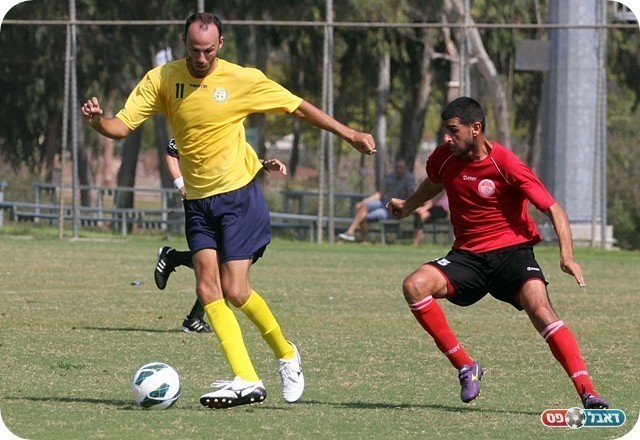 שער מספק בנבדל. רפס בורח מיוסי ביטון (צילום: לירן דורף)