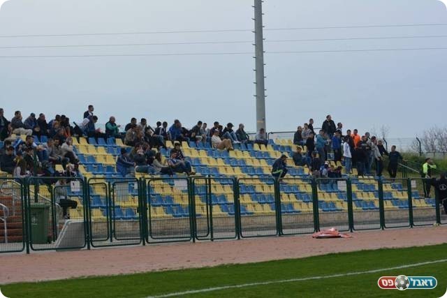 רואים את ליגה ב'. אוהדי מלאכי (ולדי מויסייב)