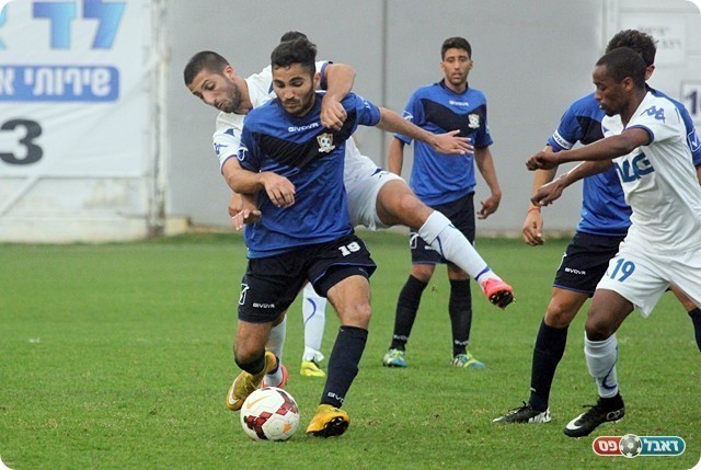 מורשה ניסתה לחזור. ארזואן מחבק את יגוני  (לירן דורף)