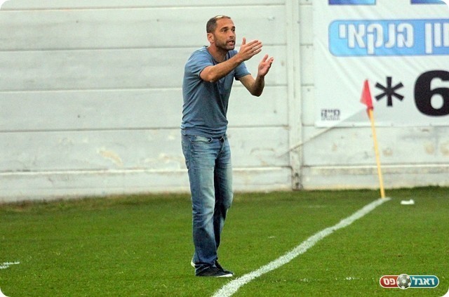 החיוכים כמעט נמחקו. אדיר (לירן דורף)