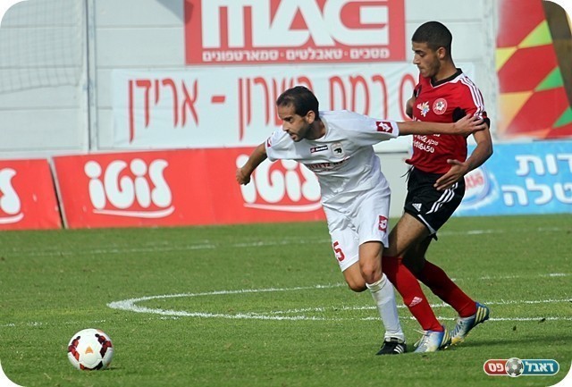 משחק טקטי של מטירה. אלפסי בורח מקשוע (צילום: לירן דורף)