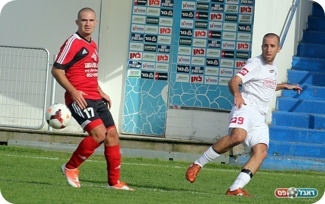 קדוש וקוסיאק, מורשה מחכה להוד השרון