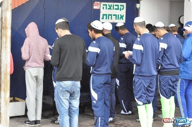 תפילה שבדיעבד עזרה. שחקני יפו