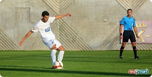 שבחון כובש בפנדל (לירן דורף)