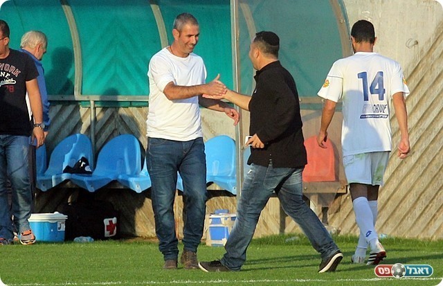 זוזוט ממהר הביתה ונפרד בחמימות משאבו, נקודה לא מועילה (לירן דורף)