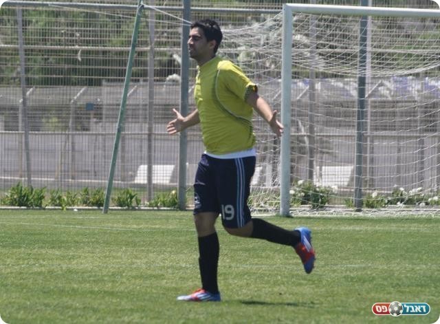 הבטיח שער נדיר וקיים. דלי חוגג (צילום: מיכה פישנזון)