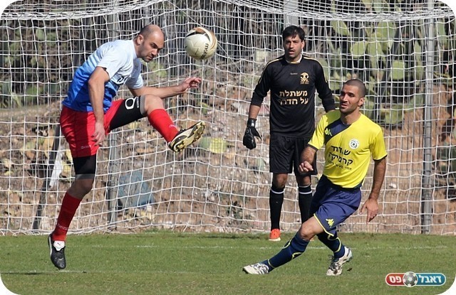 שער ראשון העונה. בן עמי מול פלס (צילום: לירן דורף)