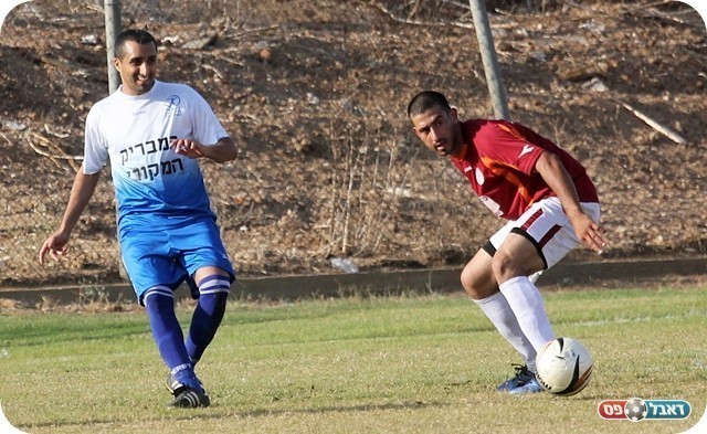 כלא כובשים - סופגים. פס עם חיוך, חדד ואלעתאיקה (צילום: לירן דורף)