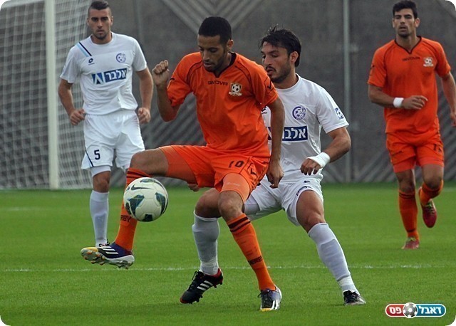 שחקן בית מובהק. לוי (לירן דורף)