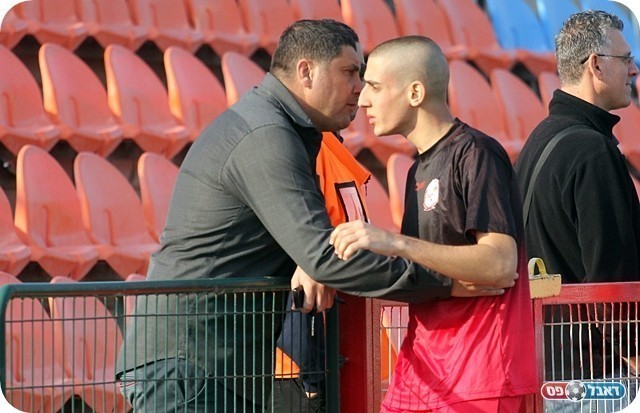 תדרוך מאבא. עומר ויובל נעים (צילום: לירן דורף)