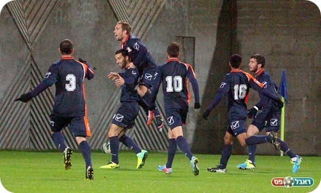 מרכז השדה של יפו נמנם. אברהם חוגג (צילום: לירן דורף)