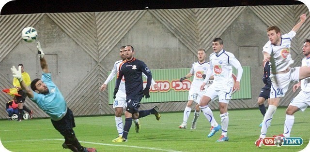 שוויון דרמטי. רבינוביץ' משווה (צילום: לירן דורף)