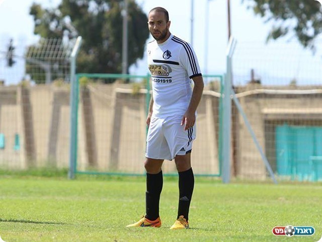 מאור סיסו. עמוד התווך של נשר (עודד חסין)