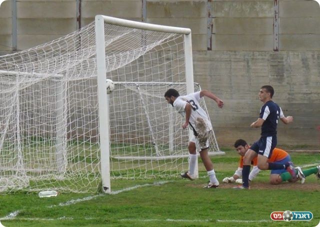 וכובש (צילום: אלי שמואלי) 