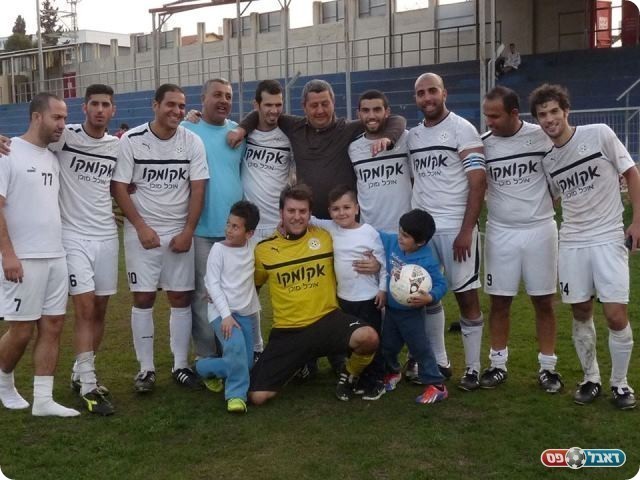 ממשיכים לברוח מהתחתית. שחקני אור יהודה בסיום (צילום: אלי שמואלי) 