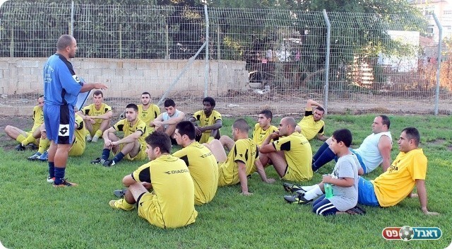 "לא חשבתי על עלייה". באימון הפתיחה (צילום: אורי גבאי)