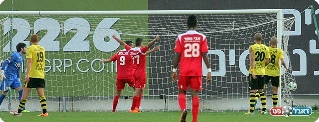 הכדור ברשת (צילום: לירן דורף)