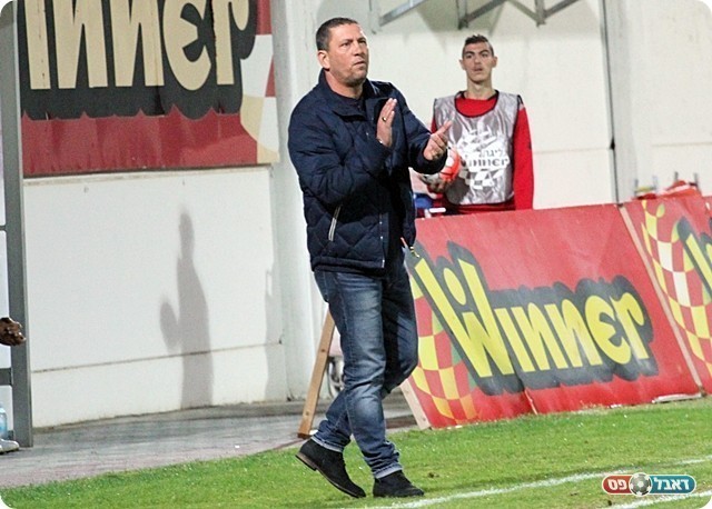 חתום על תואר היסטורי. קלינגר (לירן דורף)