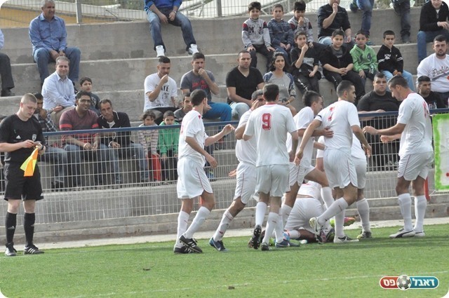 ואלנהדה חוגגת (צילום: חאדר אניס)