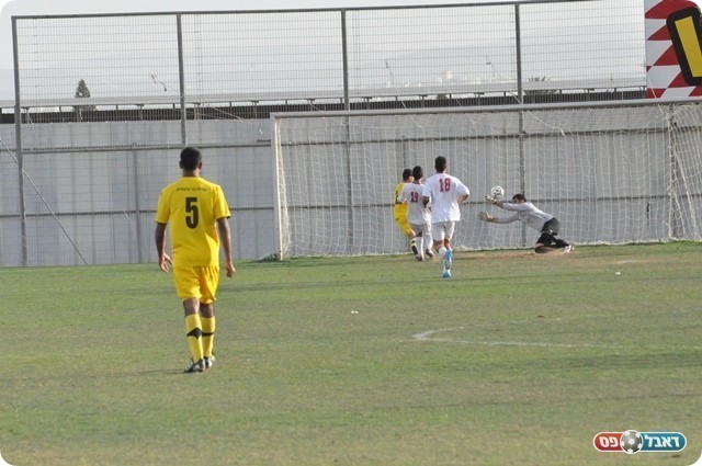 הבליץ שלך סנדלה נמשך. זיאדאת כובש (צילום: חאדר אניס)