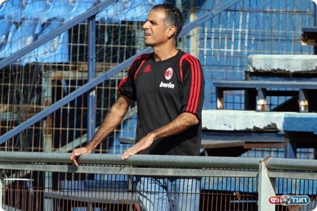 ממו, נאלץ להסתדר בלי כנפו ולבסוף גם הורחק (רועי אסרף)