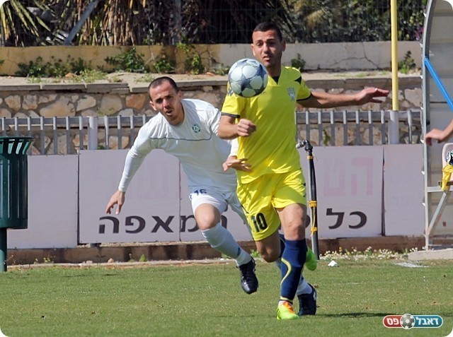 ביטון בורח מפחימה (צילום: לירן דורף)