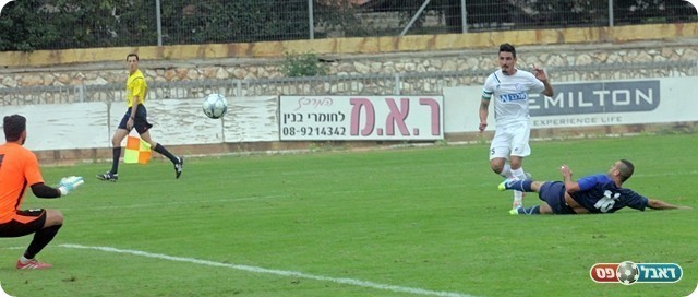 רביבו כובש את השלישי (לירן דורף)