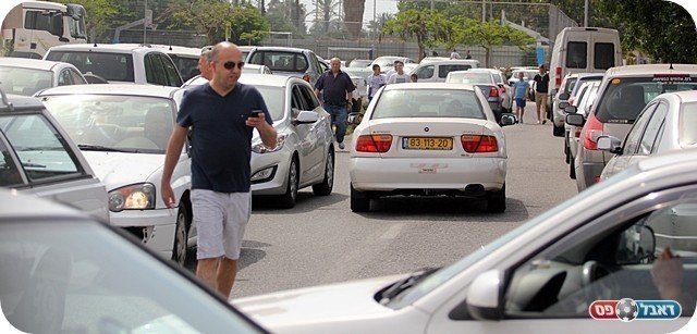 אלף צופים חצי שעה לפני. החנייה (צילום: לירן דורף)