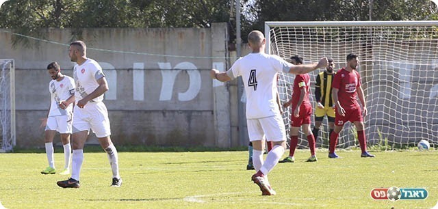 השלישי ברשת (עדי מלול)